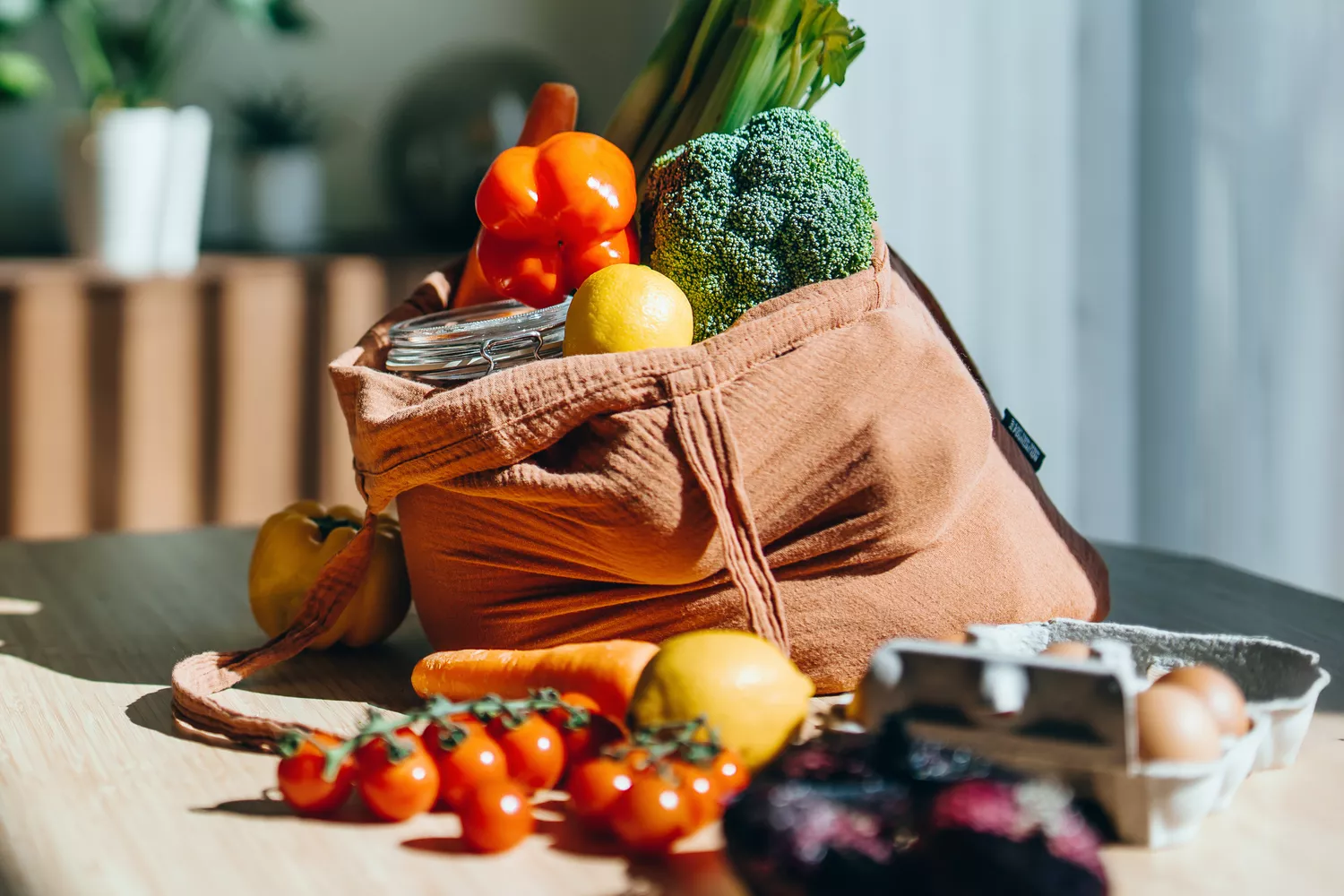 I Tried the ‘3-3-2-2-1’ Grocery Shopping Method—and It Saved Me Time, Money, and Effort